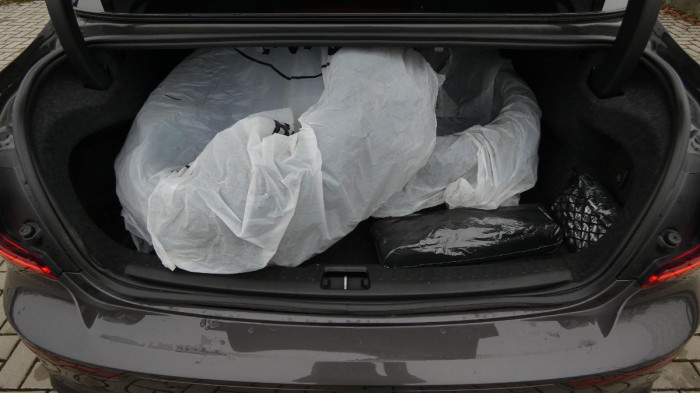 Volvo S60 B5 AWD Ultimate Dark na operativní leasing