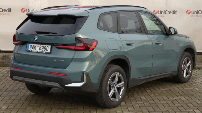 BMW X1 sDrive 18i Advantage na operativní leasing