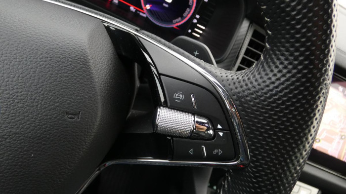 Škoda Kodiaq 2,0 TDI Sportline DSG na operativní leasing