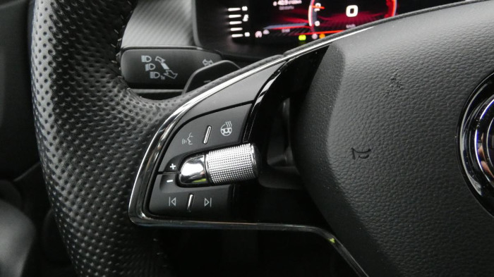 Škoda Kodiaq 2,0 TDI Sportline DSG na operativní leasing