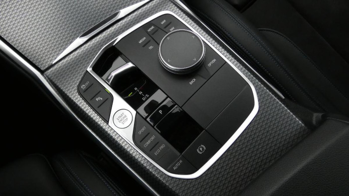 BMW Řada 3 330d xDrive M Sport na operativní leasing