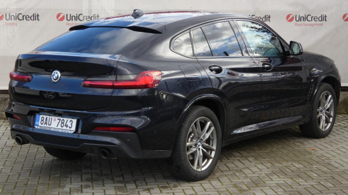 BMW X4 xDrive 20i M Sport na operativní leasing