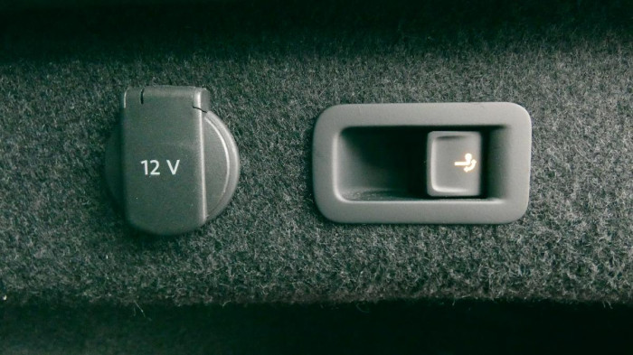 Volkswagen Passat Variant 2.0 TDI DSG 4 x 4 Ele na operativní leasing