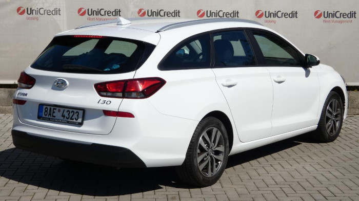 Hyundai i30 Kombi 1,0 T-GDI Komfort na operativní leasing