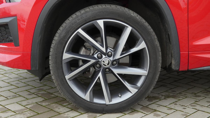 Škoda Kodiaq 2,0 TDI Sportline DSG na operativní leasing