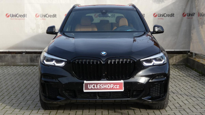 BMW X5 xDrive 40i M Sport na operativní leasing