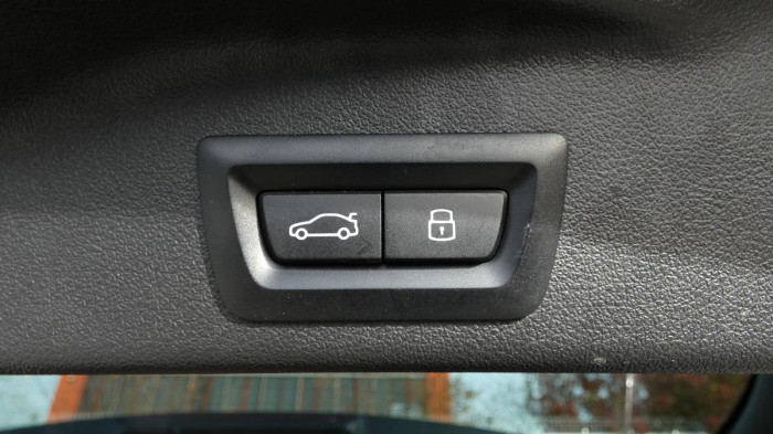 BMW X5 xDrive 40i M Sport na operativní leasing