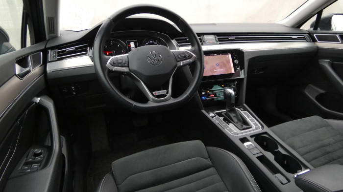 Volkswagen Passat Variant 2.0 TDI DSG 4 x 4 Ele na operativní leasing