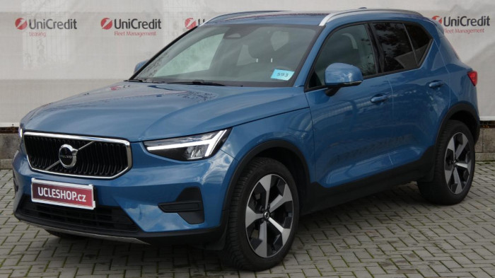 Volvo XC40 B3 Core DCT na operativní leasing