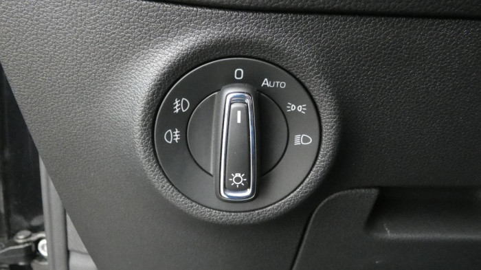 Škoda Kodiaq 2,0 TDI L&K DSG 4x4 na operativní leasing