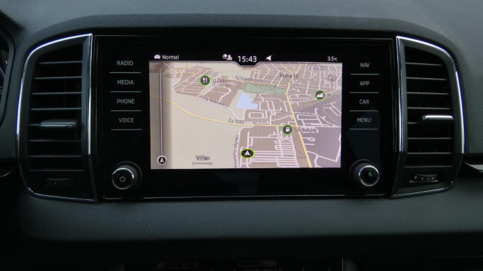 Škoda Karoq 1,5 TSI DSG Style na operativní leasing