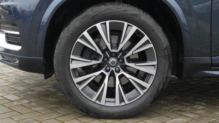 Volvo XC90 B5 AWD benzin Inscription Auto na operativní leasing