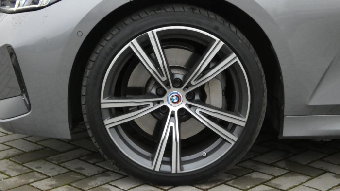 BMW Řada 3 330d xDrive M Sport na operativní leasing