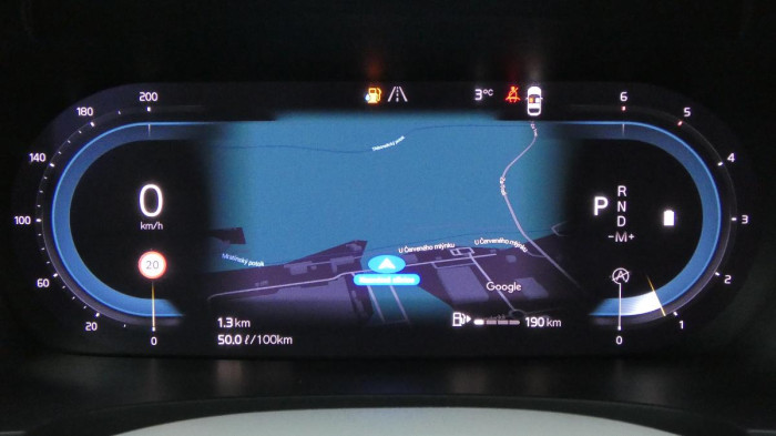 Volvo V90 B4 Drive-E AWD aut. Cross Coun na operativní leasing