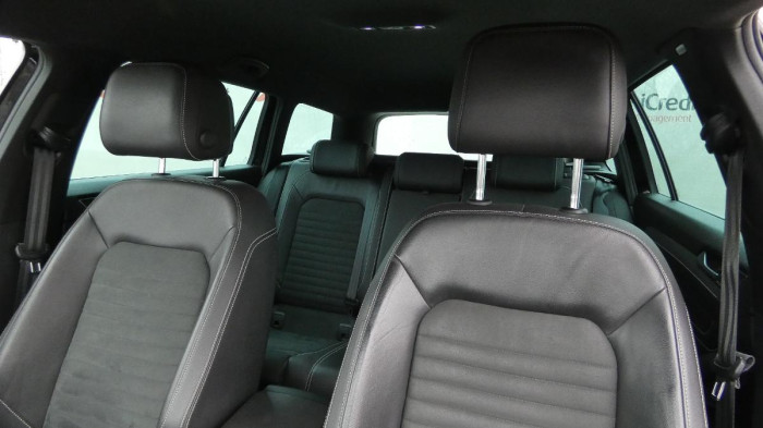 Volkswagen Passat Variant 2.0 TDI DSG Elegance na operativní leasing