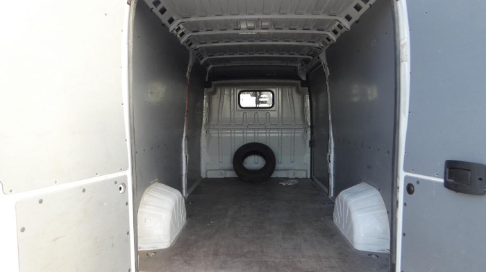 Mercedes-Benz Třídy V 300d AMG 9G Tronic na operativní leasing