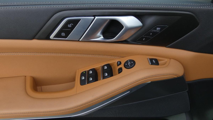 BMW X5 xDrive 40i M Sport na operativní leasing