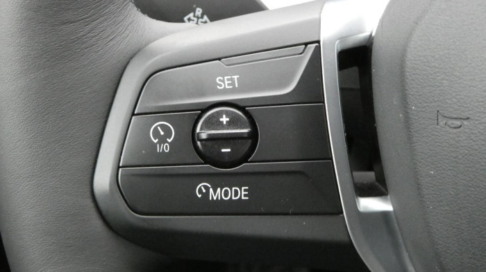 BMW X1 sDrive 18i Advantage na operativní leasing