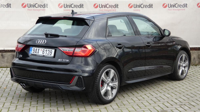Audi A1 2.0 40 TFSI S line Sportback na operativní leasing