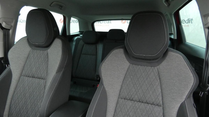 Škoda Karoq 1,5 TSI DSG Style na operativní leasing