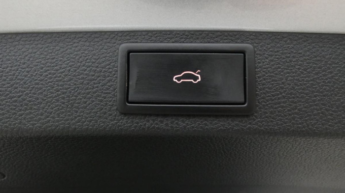 Škoda Karoq 1,5 TSI DSG Style na operativní leasing