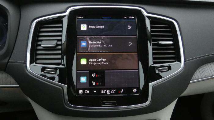 Volvo XC90 B5 AWD Drive-E Plus Bright na operativní leasing