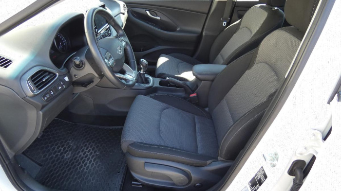 Hyundai i30 Kombi 1,0 T-GDI Komfort na operativní leasing