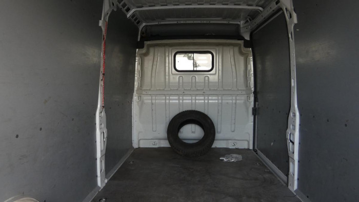 Mercedes-Benz Třídy V 300d AMG 9G Tronic na operativní leasing