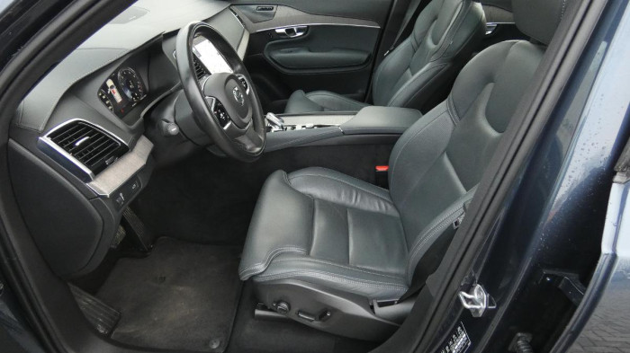 Volvo XC90 B5 AWD benzin Inscription Auto na operativní leasing